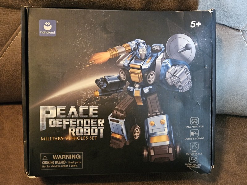 Cubicfun  Peace Defender Robot, Turn Into 5 Special Military Vehicles