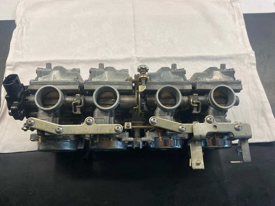 Yamaha XJ600N Vergaser - Bild 2 von 4