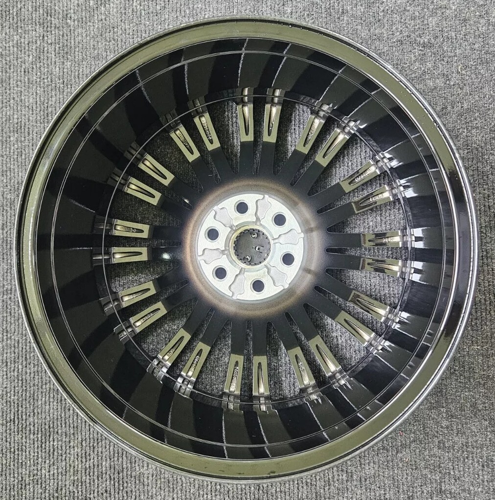 Cadillac XT5 Factory OEM 20" x 8" Wheel 2017 - 2019 Machined Hyper Silver Rim