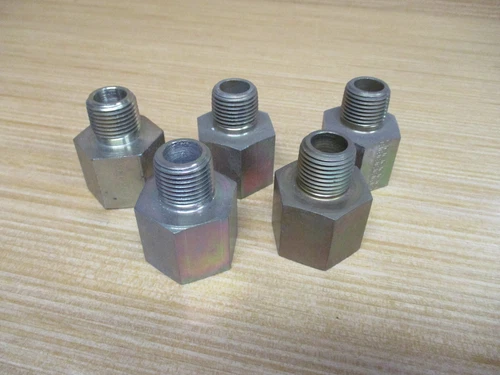 Eaton/Weatherhead C3209X12X8 Pipe Adapter 3/4" x 1/2" (Pack of 5)