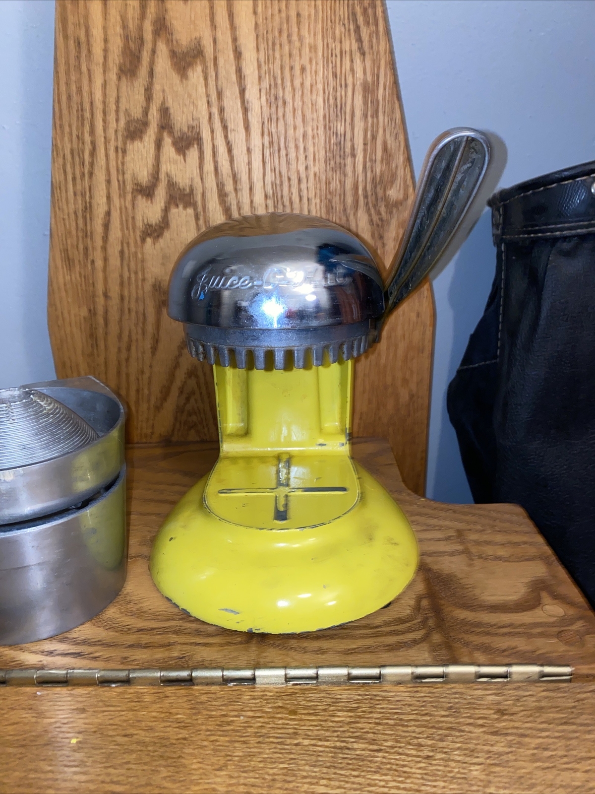 Vintage 1950's Rival JuiceOMat TiltTop Manual Fruit Press Juicer