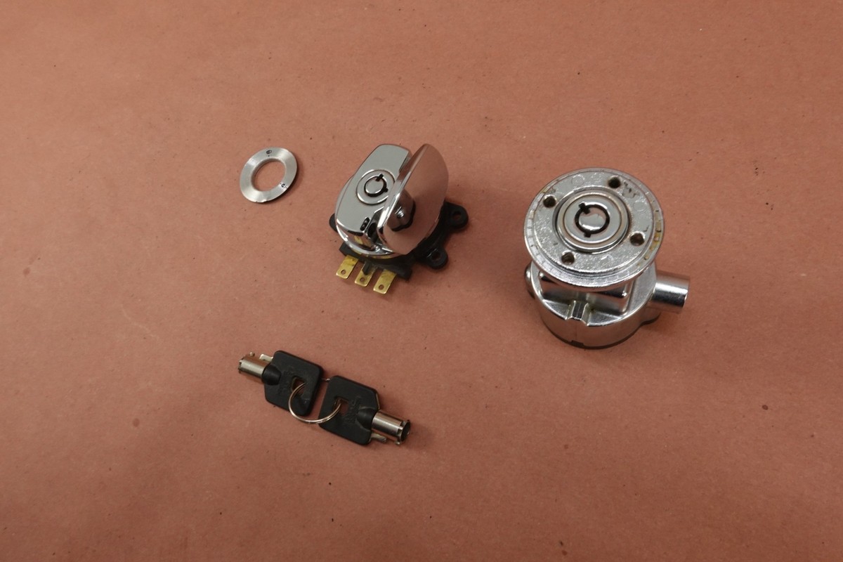 ウッディ113 05-06 Harley Davidson FXDWGI Dyna Wide Glide Lockset Ignition Key