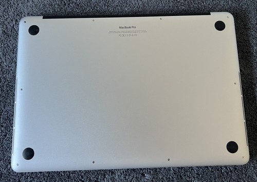 Packed MacBook Pro 15" 2014 Retina i7 2.2 GHz 16GB RAM 256GB 151 Battery Cycles! - Picture 3 of 12