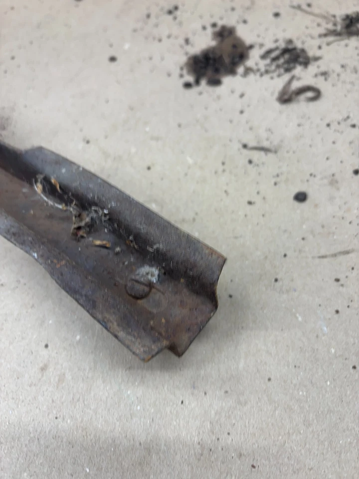 Ford Truck F150 F250 F350 1973-1979 78-79 Bronco capó pestillo rejilla soporte configuración Foto 2 de 4