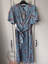 pretty little thing dress size 8