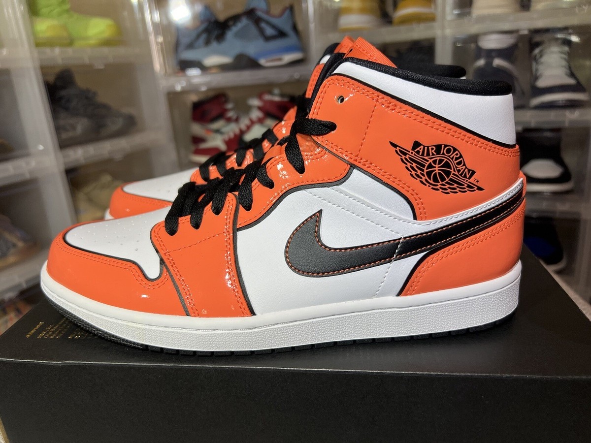 Size 9.5 - Air Jordan 1 SE Turf Orange. DD6834 802 (No Lid