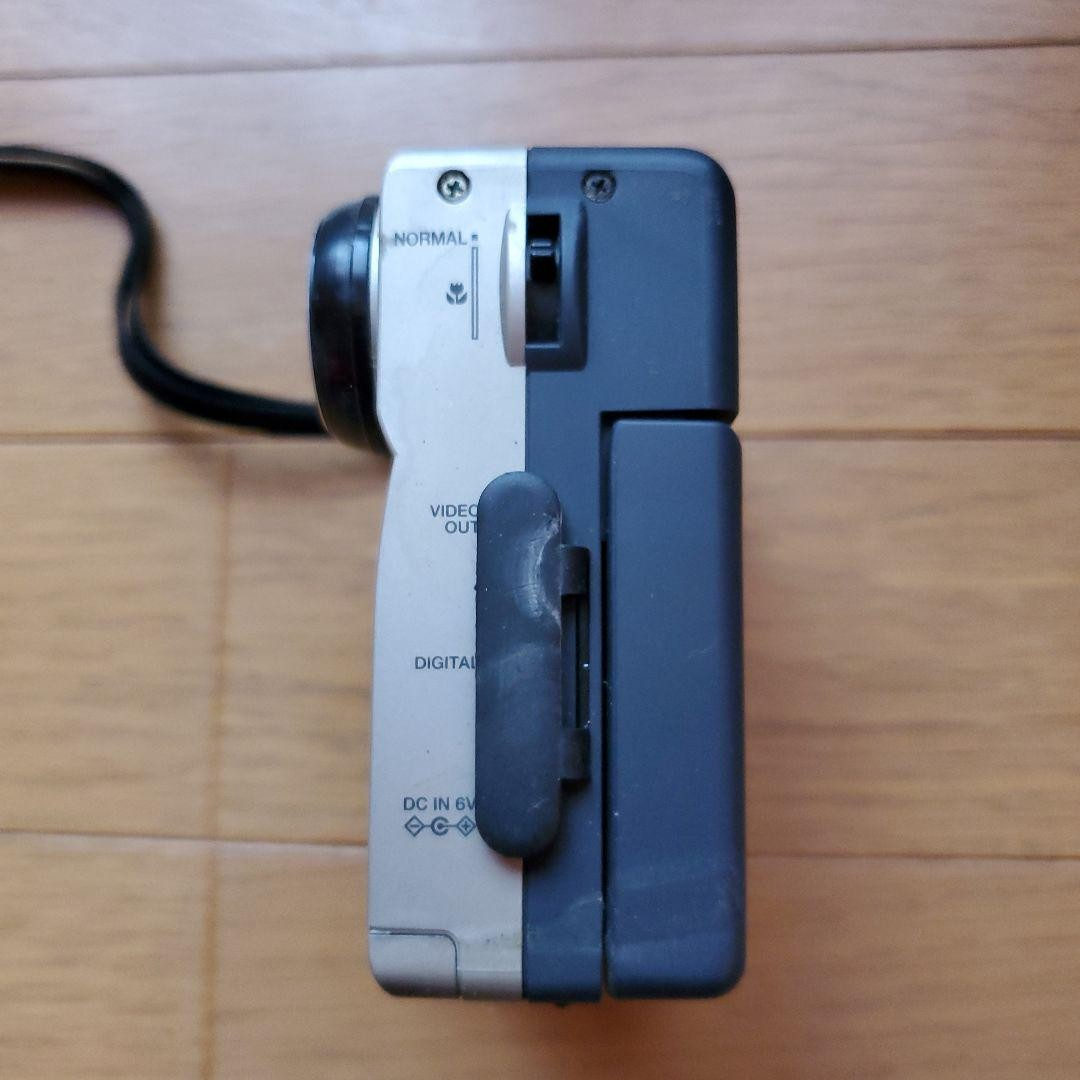 Canon PowerShot 350 0.3MP Digital Camera - Silver and Black made