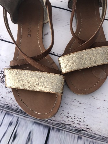 Rampage Glitter Sandals Sz 7.5 Gold Glitter Brown Flat Flip Flop Zip Back Strap - Picture 6 of 9
