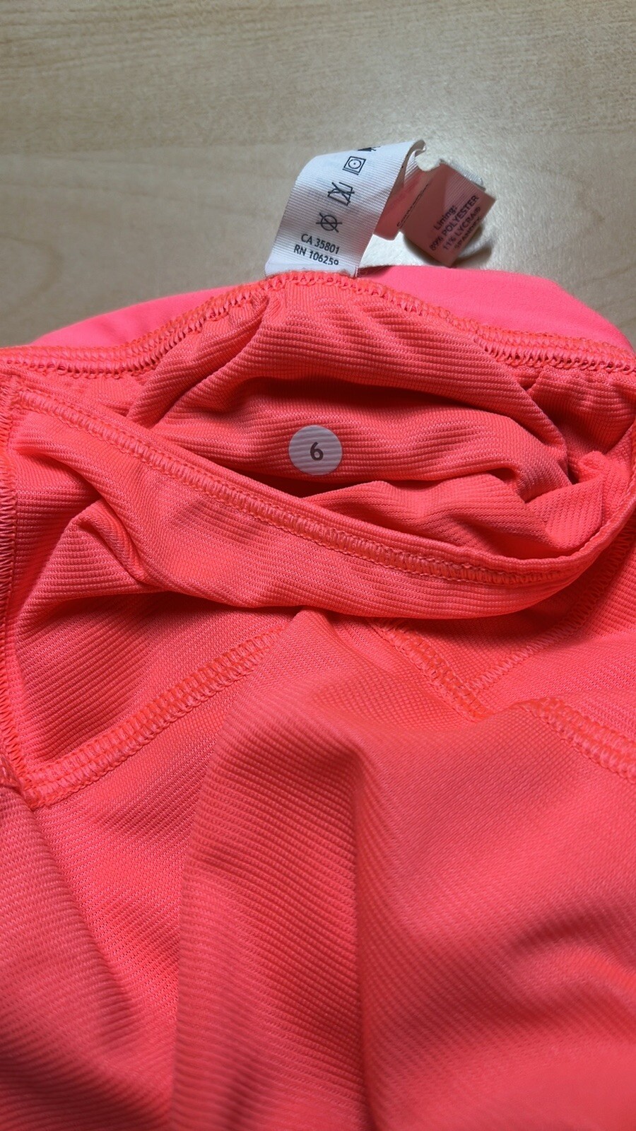 Lululemon Split Second Short Alarming Size 6 - image 5