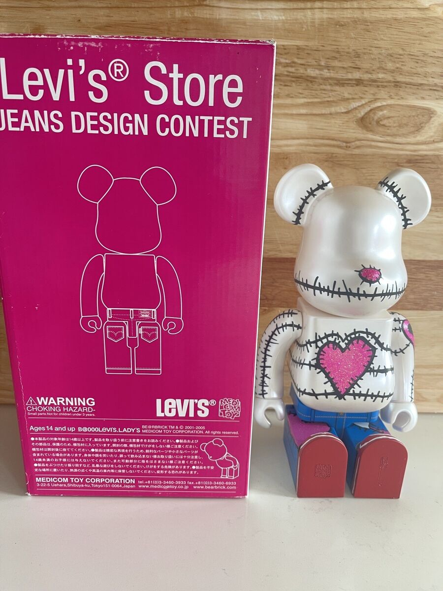 Bearbrick Medicom Levi Levis 400% 2005 Levi's store Jean Bearbrick Medicom Levi Levis 400% 2005 Levi's store Jean