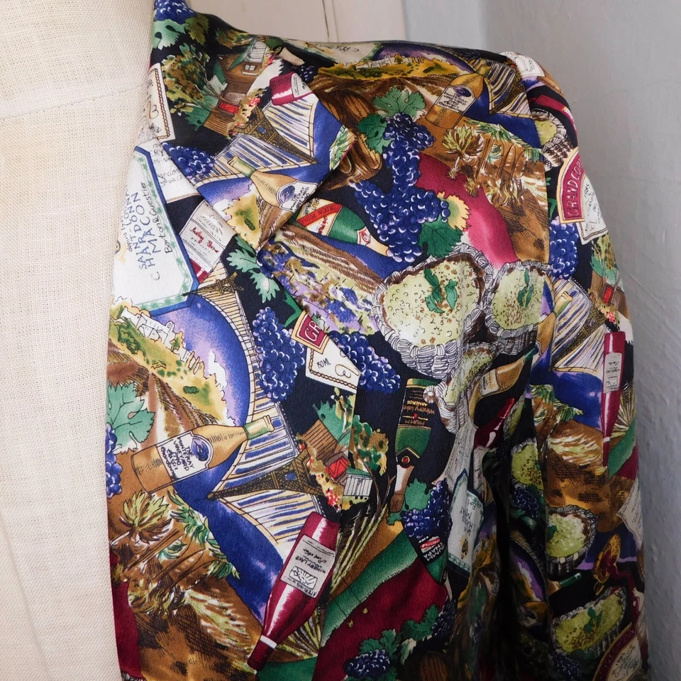 Blazer de seda vintage anos 90 NICOLE MILLER feminino tamanho M festa pop art estampa de vinho por toda parte - Imagem 2 de 4