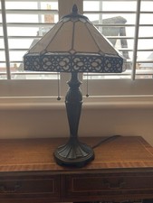 tiffany table lamp with shade pre owned used