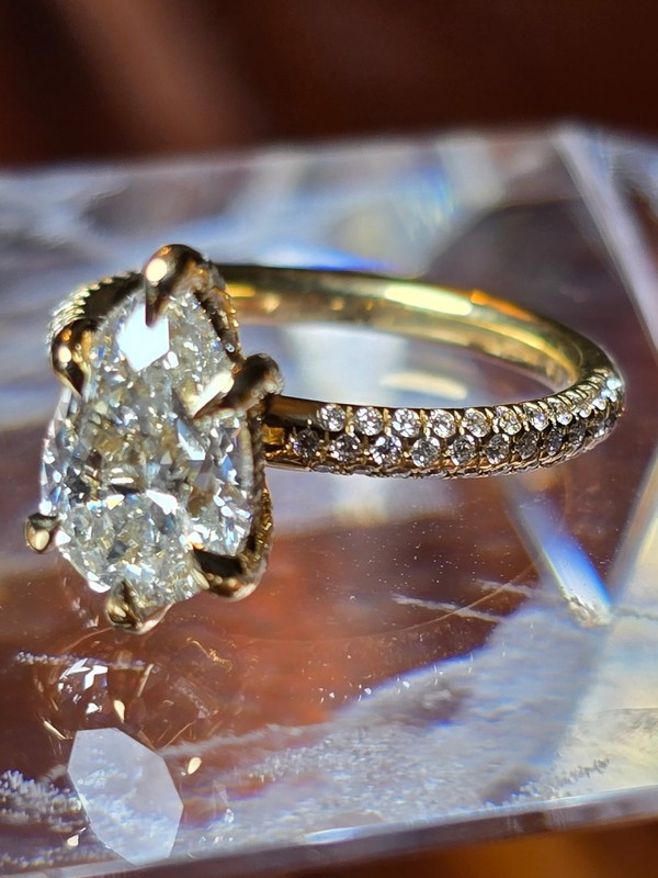 2.01 Ct Pear, IGI Cert, SI2 Natural Diamond, 18k Yellow Gold Engagement Ring 5.5