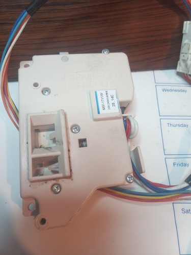 Panasonic Waschmaschine Türschloss Verriegelungsschalter MSF-17V1/W