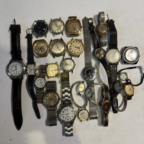 Lot Of 25x Vintage Timex Mechanical & Quartz Wrist Watches | Parts Repair