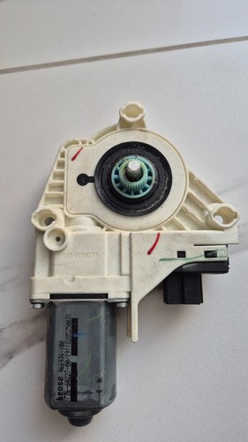 Audi Q7 4L A4 8K A5 8T Fensterhebermotor Motor Fensterheber rechts 8K0959802