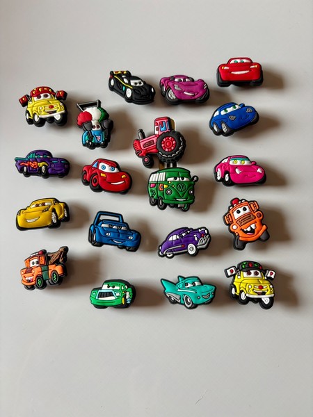 Pins Crocs Cars 20 uds   - Pins Disney Cars Movie 20 Uds