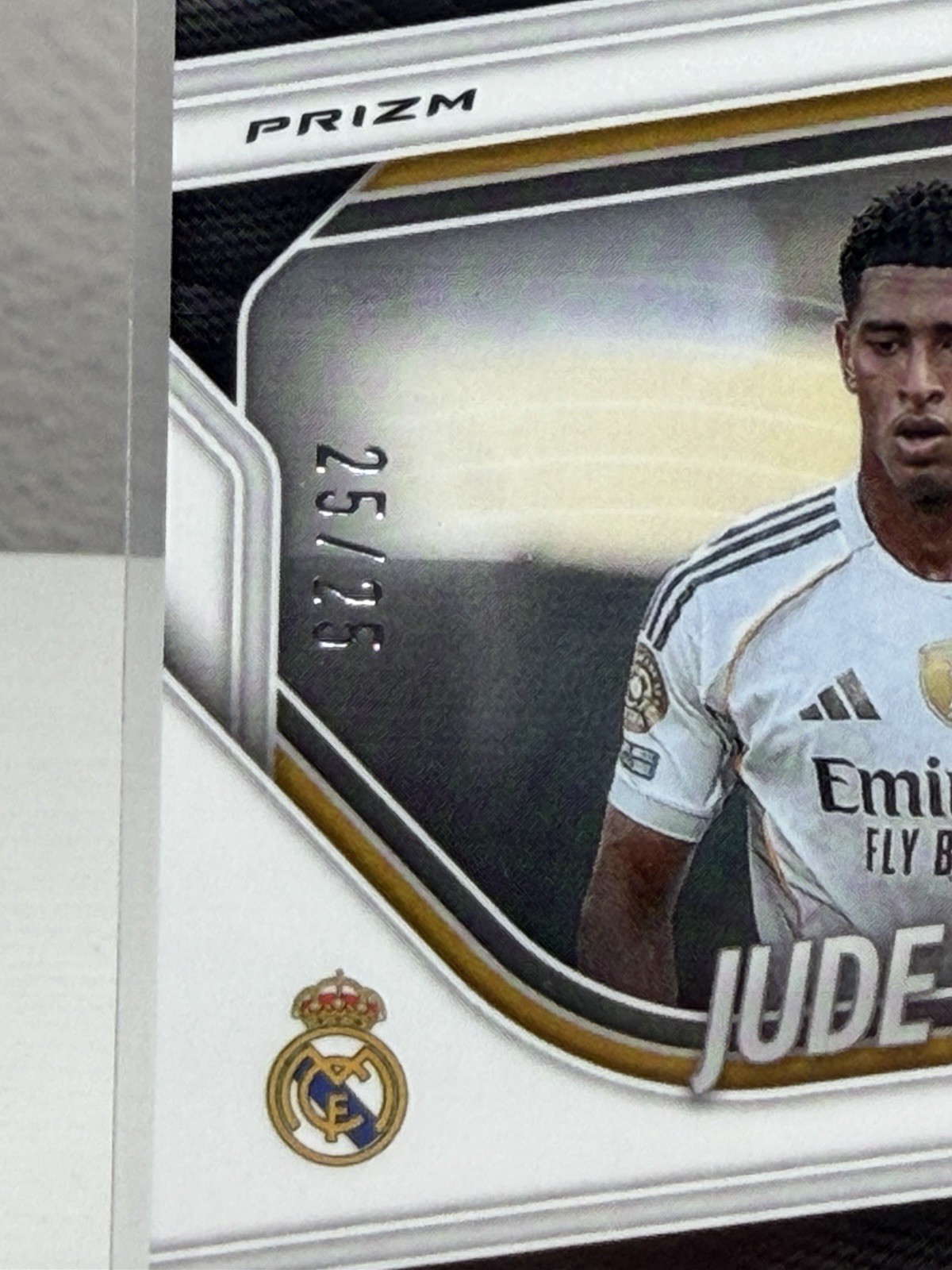 Jude Bellingham 2025-26 Panini Prizm FIFA White Lazer Prizm #25/25 Madrid #186 view 3