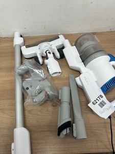 amazon basics V18P01CP25EU Staubsauger - Akku defekt