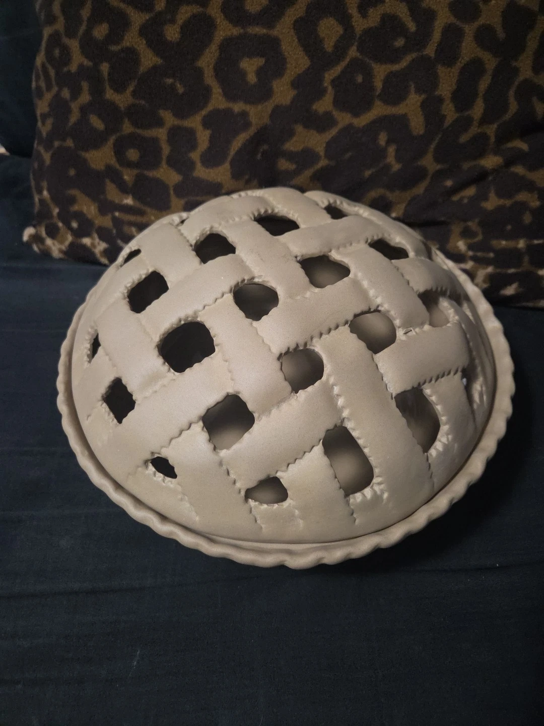 Ron Hamilton Hartstone WA Pottery USA Pie 10" Dish Casserole, Handcrafted Signed