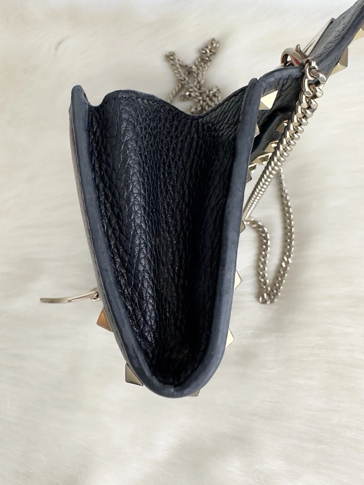 ✨Autentico portafoglio Rockstud VALENTINO GARAVANI in pelle ciottolata su catena borsa blu navy