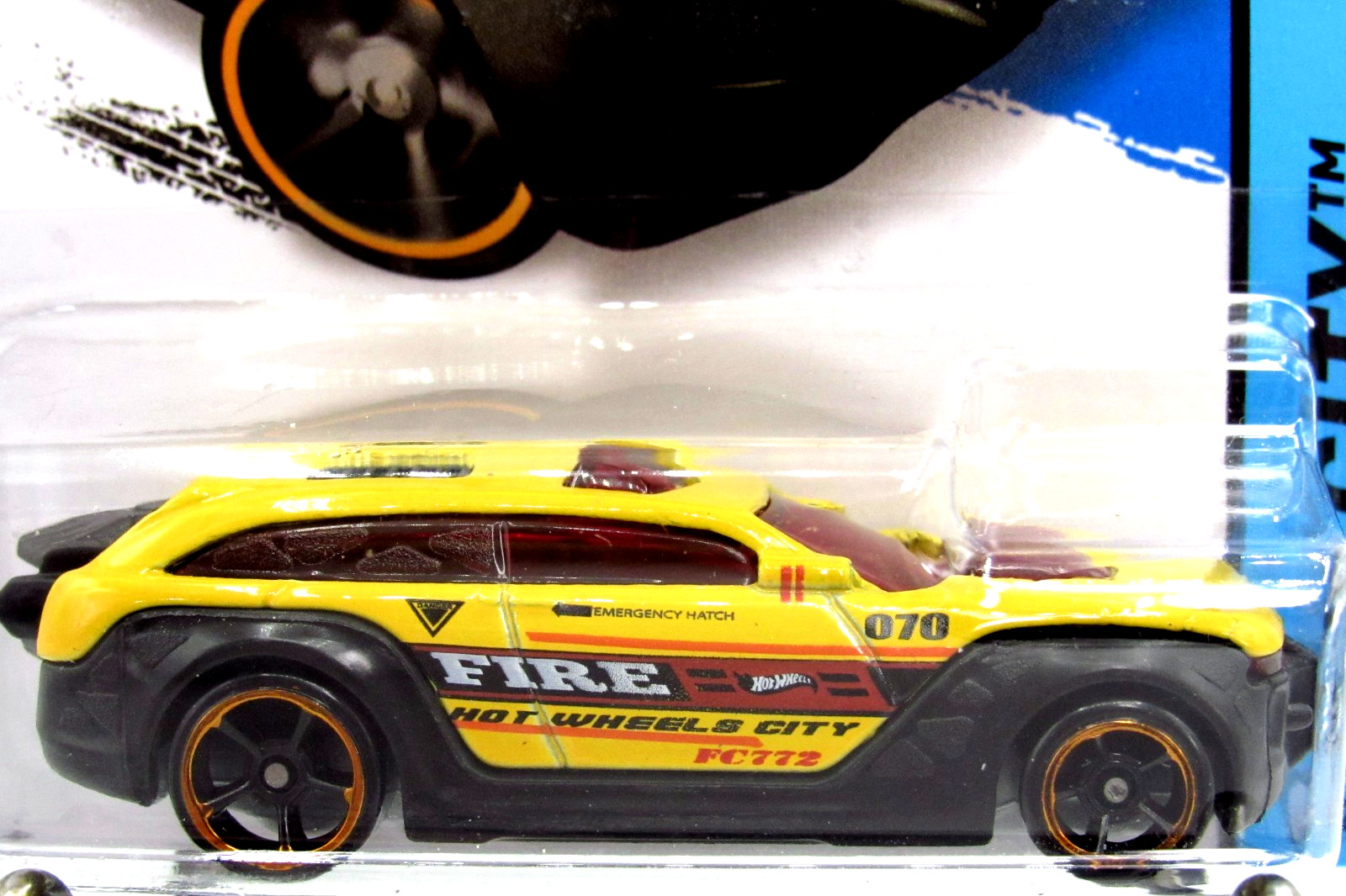 HOT WHEELS 2014 CITY SERIES HW PURSUIT