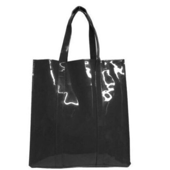 バッグ patent leather tote bag 20324T40L001F.jpg?sw=2000