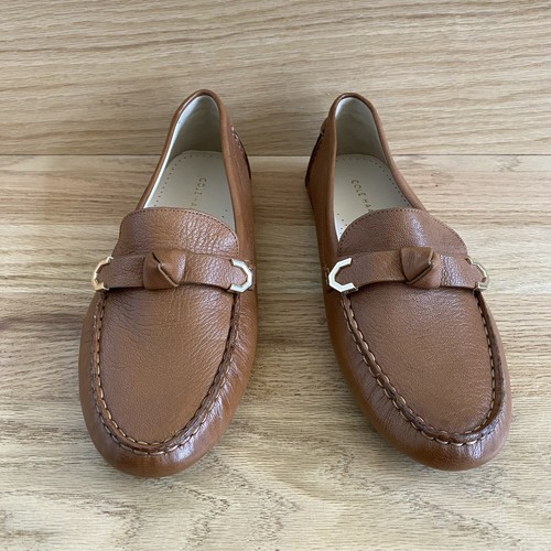 Mocasín mocasín plano dorado Cole Haan Evelyn Bow Driver cuero nuez moscada 7 - Imagen 2 de 7