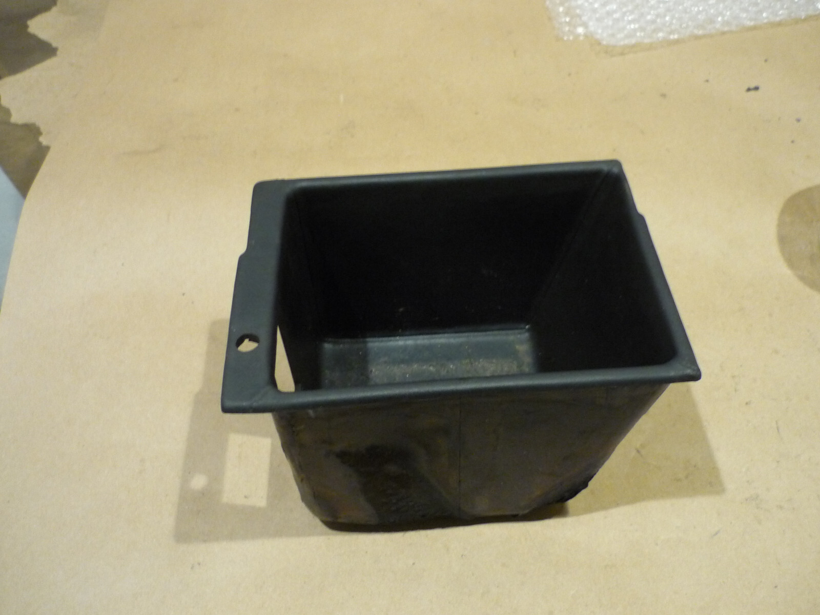 Ferrari Testarossa - Center Console Insert Box (Damage) - P/N 61553000