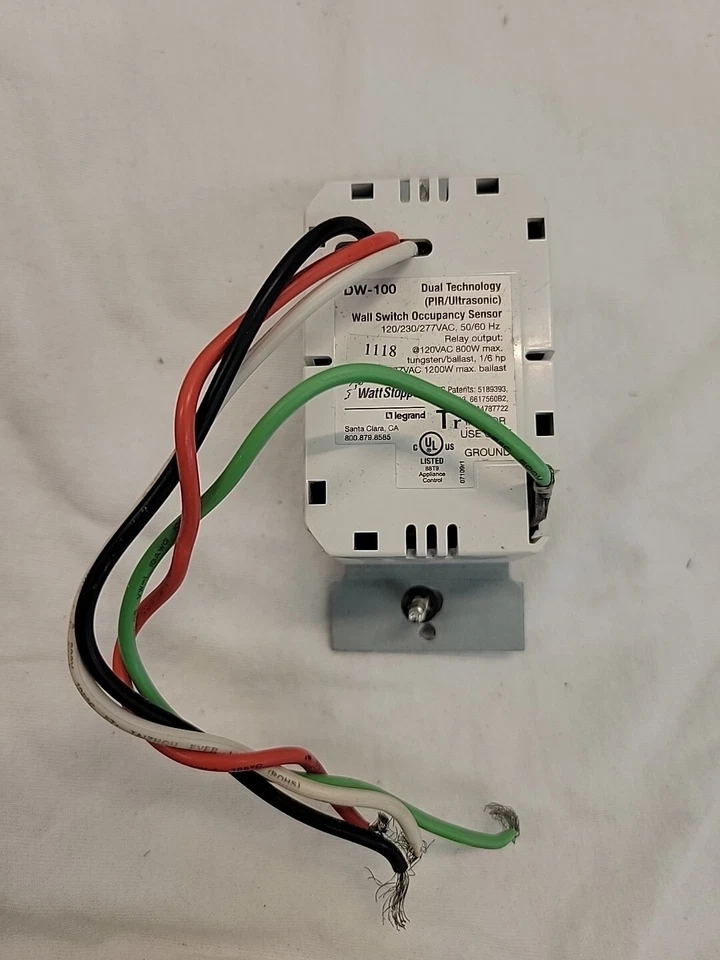 Sensor interruptor de pared Wattstopper Dw-100-w Dual Tech Foto 2 de 2