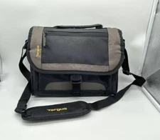TARGUS Messenger Bag City Gear Mini for Most Tablets - Black/Gray W Pouch