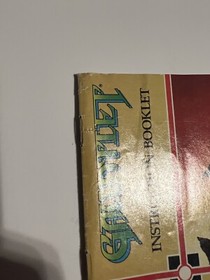RARE Nintendo Authentic Original Gauntlet Instruction Manual/Booklet NES