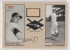 2002 Greats Dueling Duos Single Memorabilia Eddie Mathews Relic Duke Snider a8r