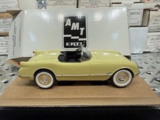 Pr53. 125 Amt Ertl - 1955 Chevrolet Corvette Harvest Gold Dealer Promo 30156