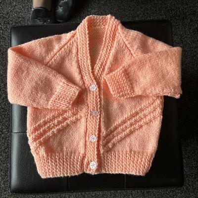 handgestrickte Strickjacke 1-2 Jahre für 22 Zoll Brustumfang