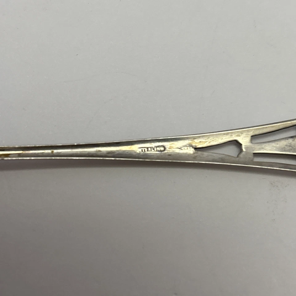 HORQUILLA DE LIMÓN VINTAGE WEBSTER PLATA ESTERLINA MANGO PERFORADO SERIE - 4 7/8" Foto 4 de 4