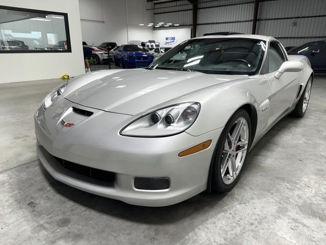 2008 Silver Chevrolet Corvette   | C6 Corvette Photo 5