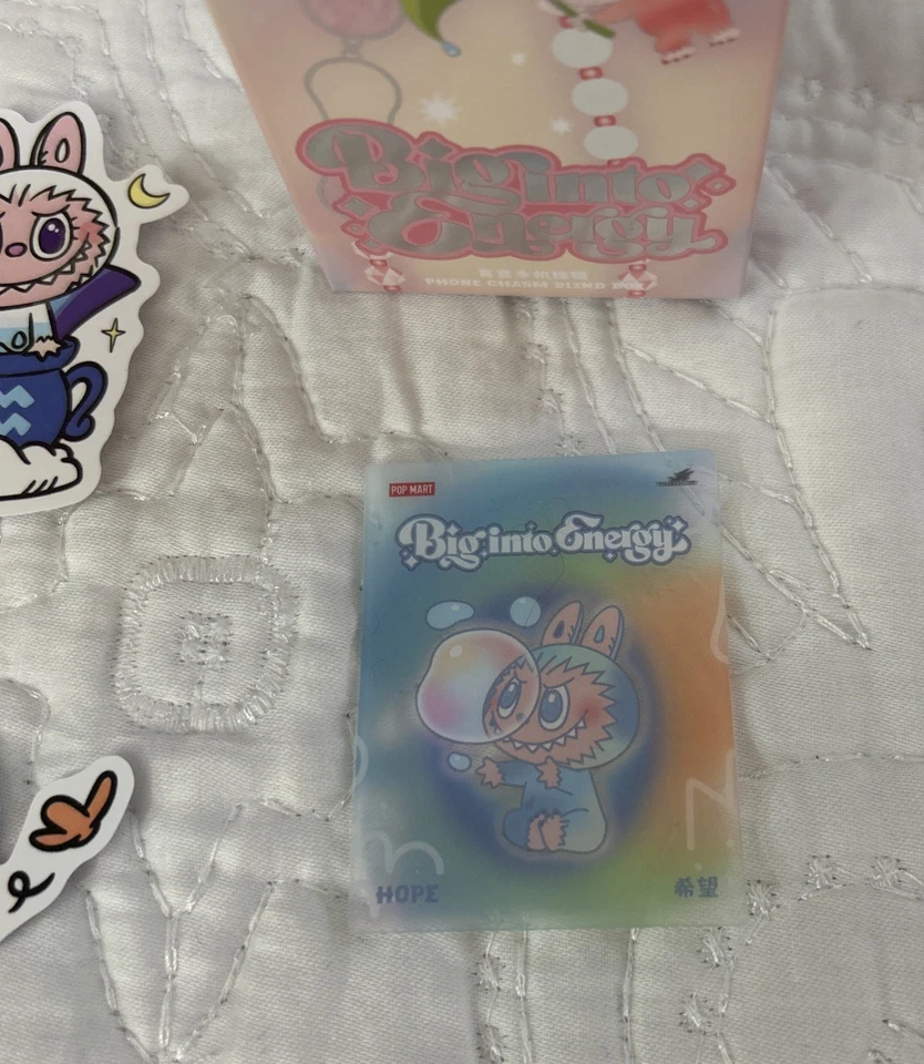 Authentische "Hoffnung" POP MART Labubu "Groß in Energie" Telefon/Handliche Charm Aufkleber - Bild 4 von 4