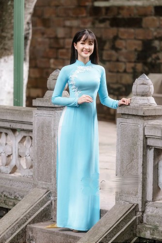 Vestido Tradicional Vietnamita Auténtico Azul Ao Dai Hecho a Mano Raro 4 Capas - Imagen 4 de 4