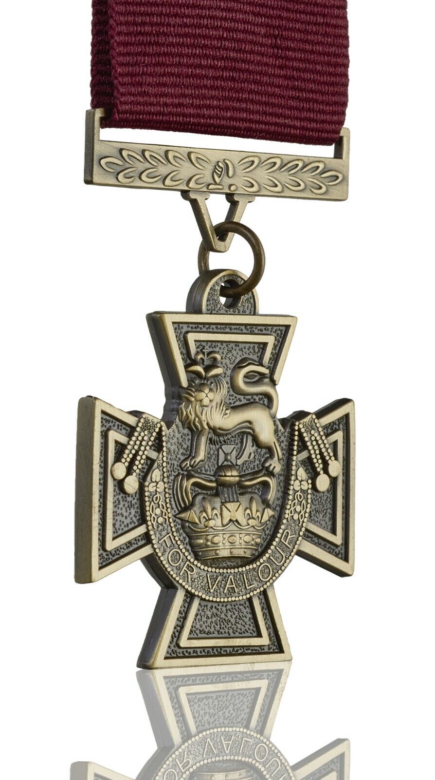 Full Size Replica Victoria Cross Medal & Ribbon. Highest Military Honour. VC