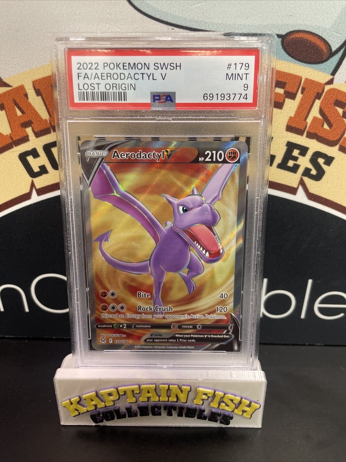  Pokemon - Aerodactyl V - 179/196 Lost Origin Full Art Card :  Toys & Games