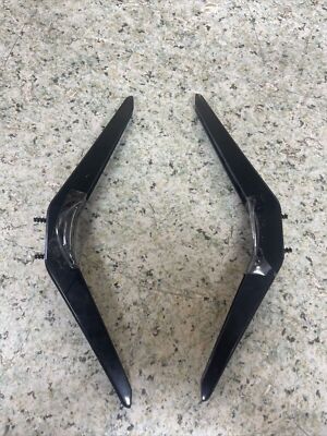 thomson 32hd5506 tv stand feet