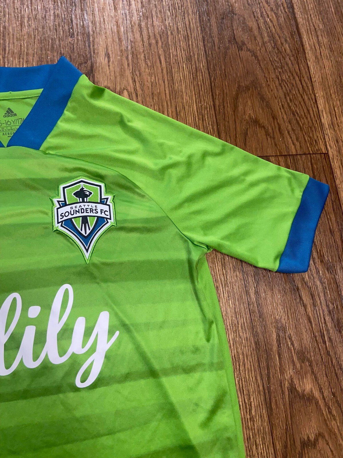 Seattle Sounders YOUTH Size 15/16 Lime Green Zulily 2020 Adidas Replica
