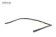 2011 - 2023 CHRYSLER 300 FRONT RIGHT SIDE DOOR WINDOW GLASS RUN CHANNEL SEAL OEM