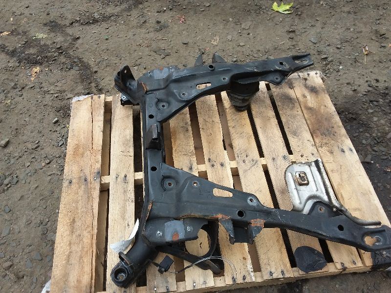 08-10 BMW 528i 535i E60 Front Crossmember Subframe Frame Beam  Cradle OS