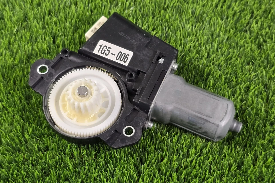 Motor de teto solar Lexus GS350 GS-F GX460 2013-2018 63260-30190 FABRICANTE DE EQUIPAMENTO ORIGINAL 471701-10110 - Imagem 2 de 4