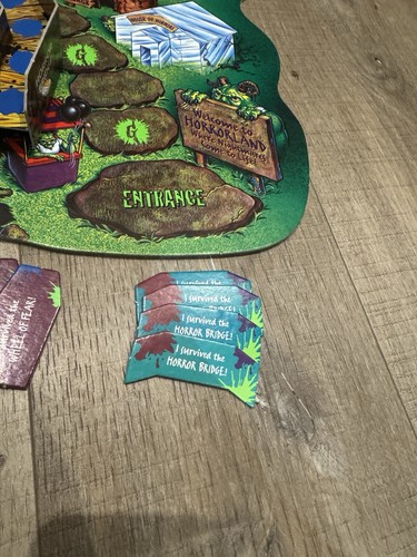 Juego de mesa Goosebumps One Day At Horrorland 1998 MB RETRO VINTAGE - Imagen 6 de 12