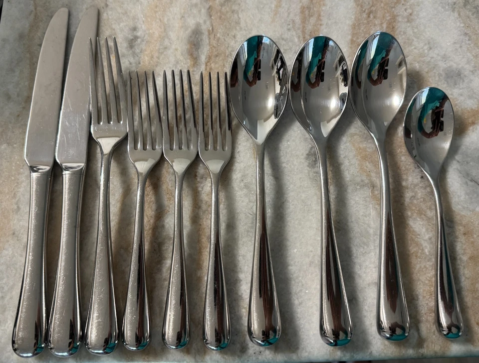 Radford Air Bright-Caesna Air Stainless by Robert Welch 10pc set silverware - Image 2 of 4