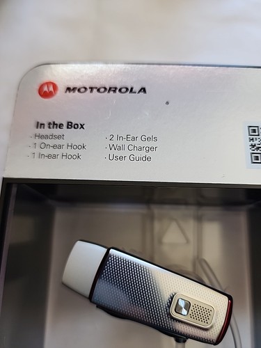 Motorola Elite Flip Bluetooth Headset with Box, Charger, On Ear Hook and More - Picture 13 of 13