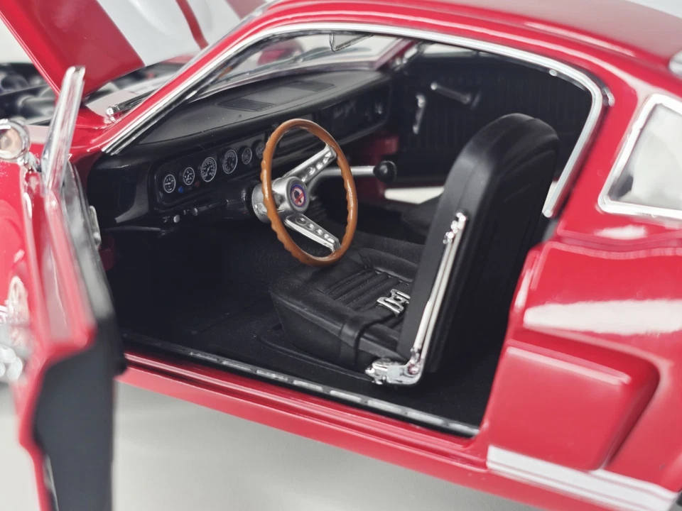 Exact Detail - 1966 Shelby Mustang GT350 Red - 1:18 Diecast - Image 4 of 4